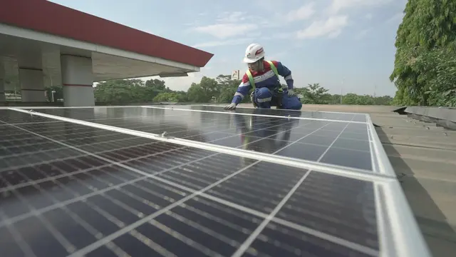Pertamina Targetkan Penurunan Emisi Karbon 34 Ribu Ton per Tahun dari 5000 PLTS GES