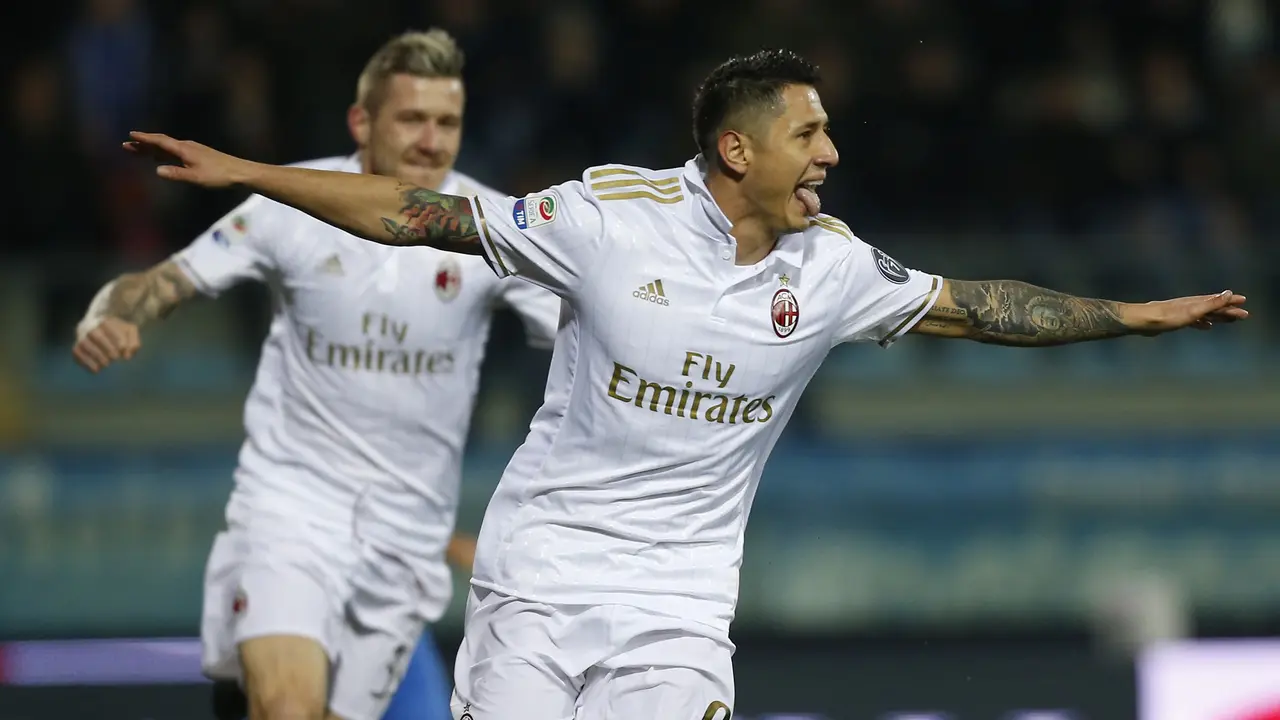 Striker Gianluca Lapadula berjanji membawa AC Milan kembali ke Eropa. 