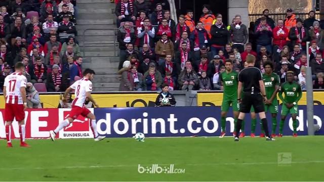Berita video free kick indah dari pemain buangan Borussia Dortmund, Milos Jojic, untuk FC Koln. This video presented by BallBall.