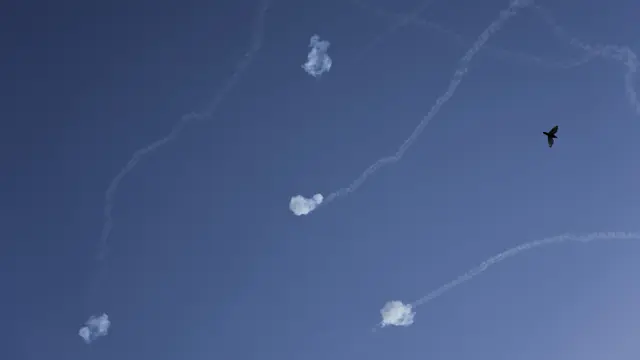 Iron Dome Israel Cegat Tembakan Roket dari Jalur Gaza