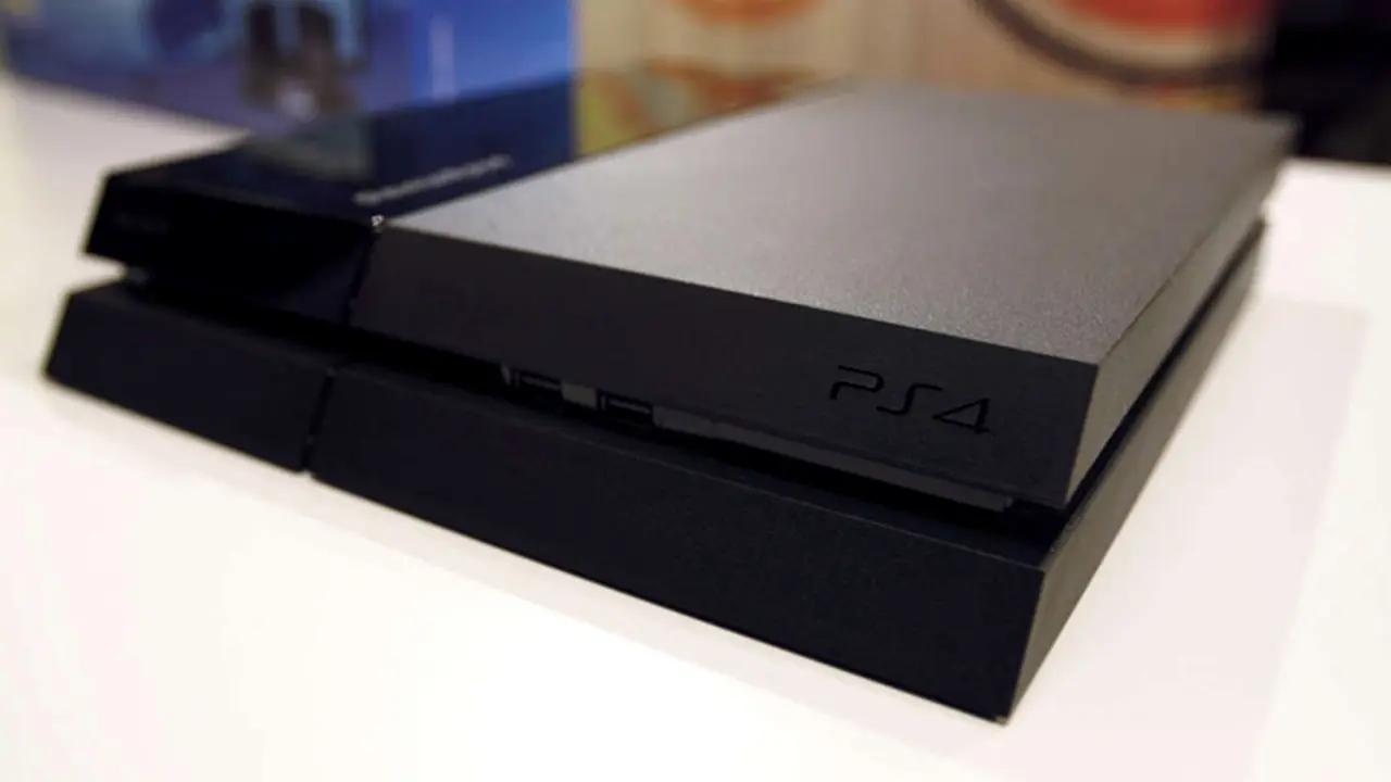ps4-131220b.jpg