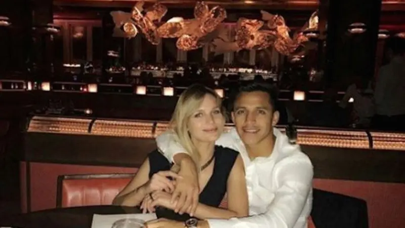 Alexis Sanchez - Mayte Rodriguez