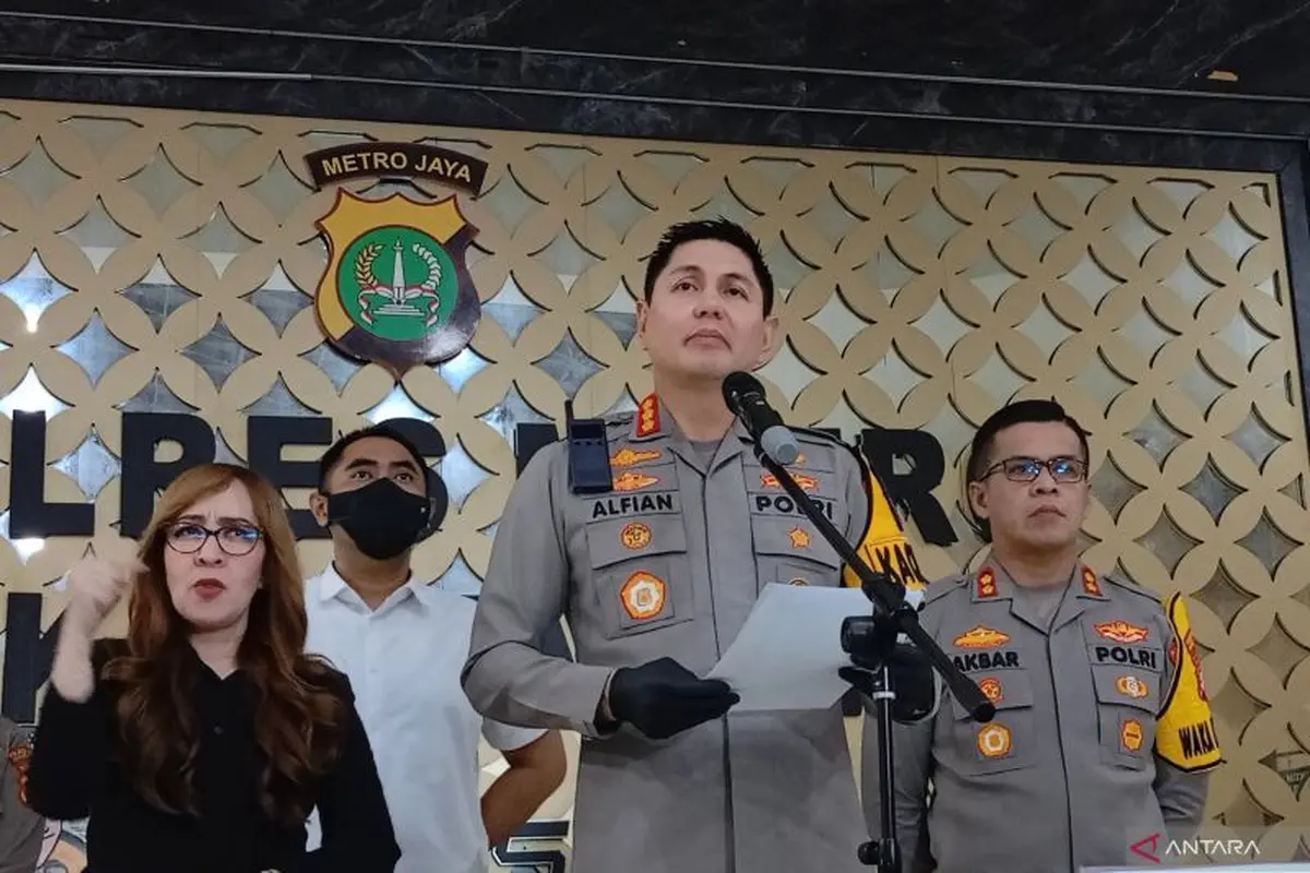 Kapolres Metro Jakarta Timur Kombes Pol Alfian Nurrizal