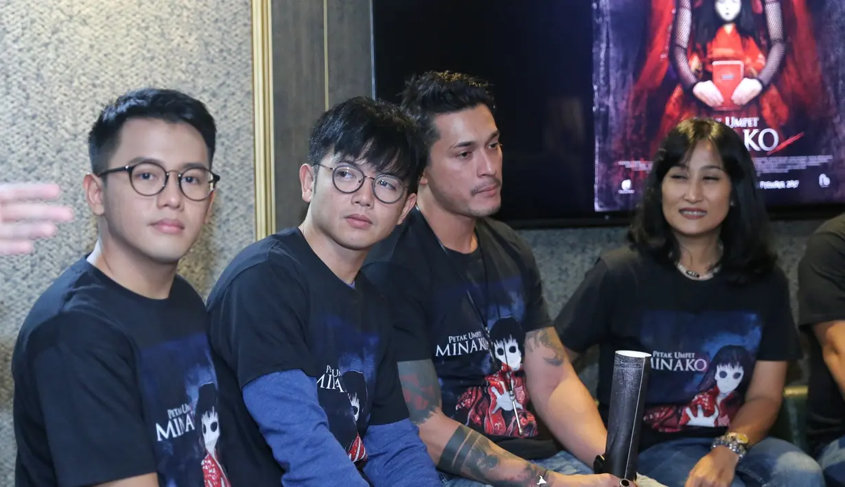 Nicky Tirta mengaku bahwa selama dua tahun terakhir, ia tidak mengambil tawaran main film. Bahkan, ia hanya bermain dalam film Petak Umpet Minako yang proses penggarapannya sejak dua tahun silam. (Adrian Putra/Bintang.com)