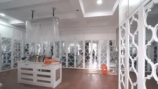 Ashanty dan istana cinere yang selesai direnovasi (YouTube/The Hermansyah A6)