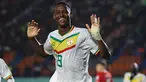 Ajang Piala Dunia U-17 2023 telah menyelesaikan dua laga pada masing-masing grup, mulai Grup A hingga Grup F. Dari total 24 laga yang telah tersaji, beberapa pemain telah menunjukkan kualitasnya dengan menyumbang gol bagi negaranya. Tercatat, 5 pemain sementara memimpin dalam daftar top skor sementara Piala Dunia U-17 2023 dengan koleksi 3 gol. Siapa saja kelima pemain tersebut? Berikut daftar lengkapnya. (Bola.com/Ikhwan Yanuar)