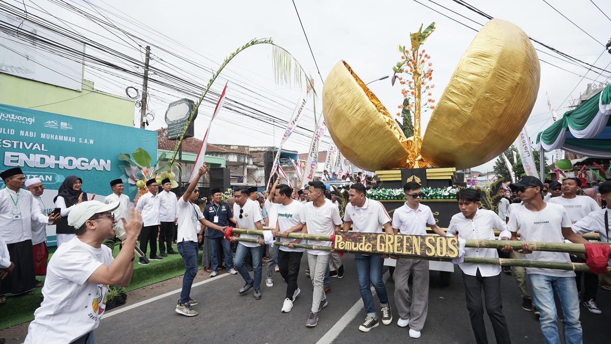 Endhog-endhogan, Tradisi Warga Banyuwangi Peringati Maulid Nabi Muhammad SAW Berita Viral Hari Ini Kamis 19 September 2024