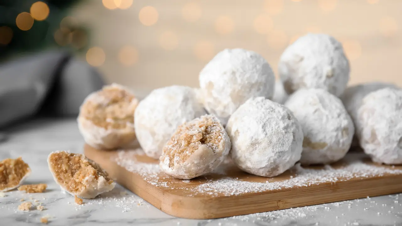 snowball cookies natal putri salju