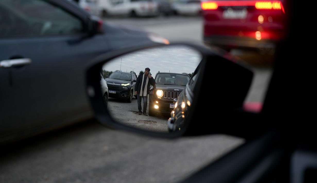 Di Uruguay, perwakilan industri menyebut fenomena ini sebagai "pandemi perbatasan" dan bahkan presiden negara tersebut telah mengakui masalah ini. (AP Photo/Natacha Pisarenko)