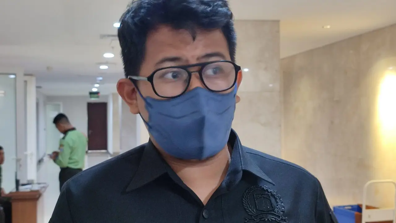Anggota Komisi E DPRD DKI Jakarta Idris Ahmad