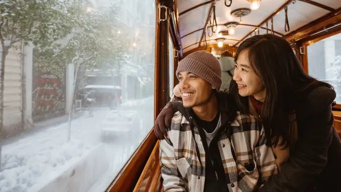 perempuan dan pasangan sayang