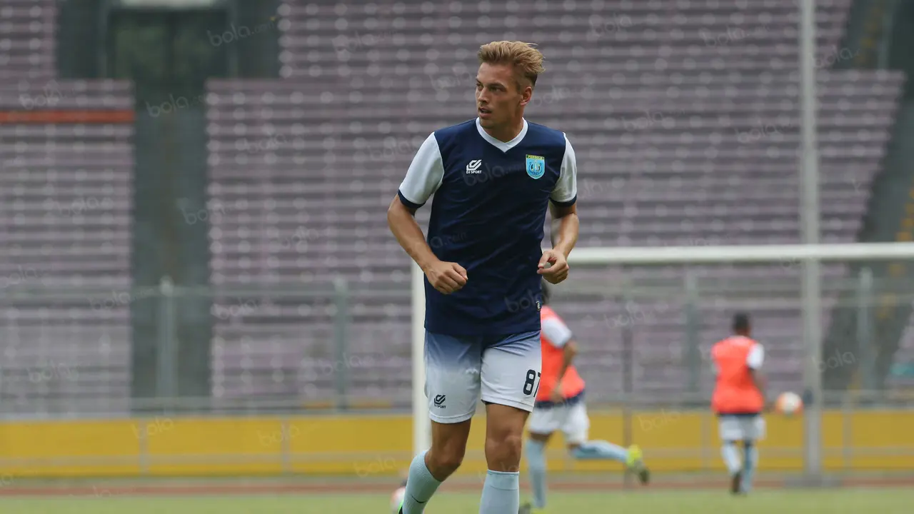 Kristian Adelmund