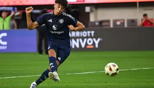 Everton Siapkan Tawaran Resmi untuk Striker Muda Manchester United