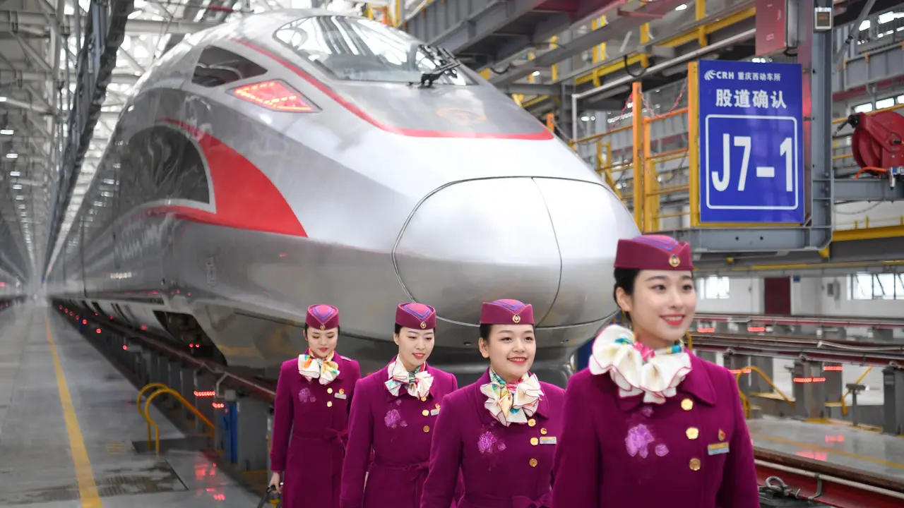 Begini Wujud Kereta Peluru Fuxing CR400AF Milik China