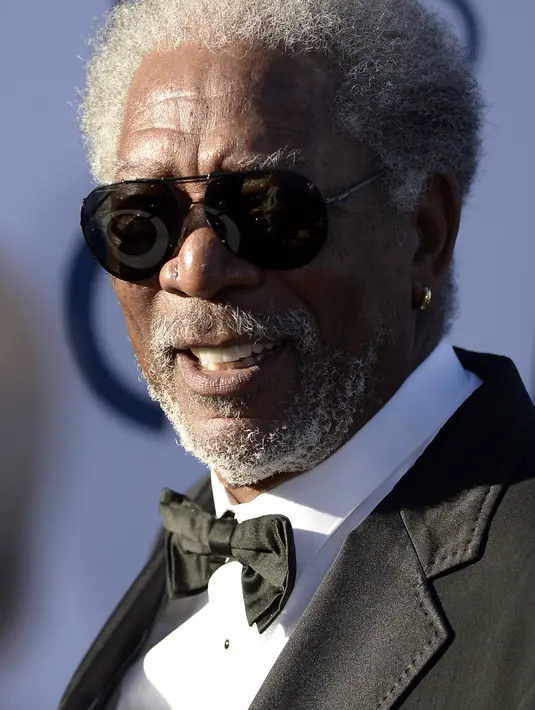 Kala itu Morgan Freeman terbang dari rumahnya di Mississippi untuk menghadiri pemutaran perdana filmnya 'Ruth & Alex', tapi ia mengalami keterlambatan selama 90 menit karena insiden menakutkan tersebut. (Bintang/EPA)