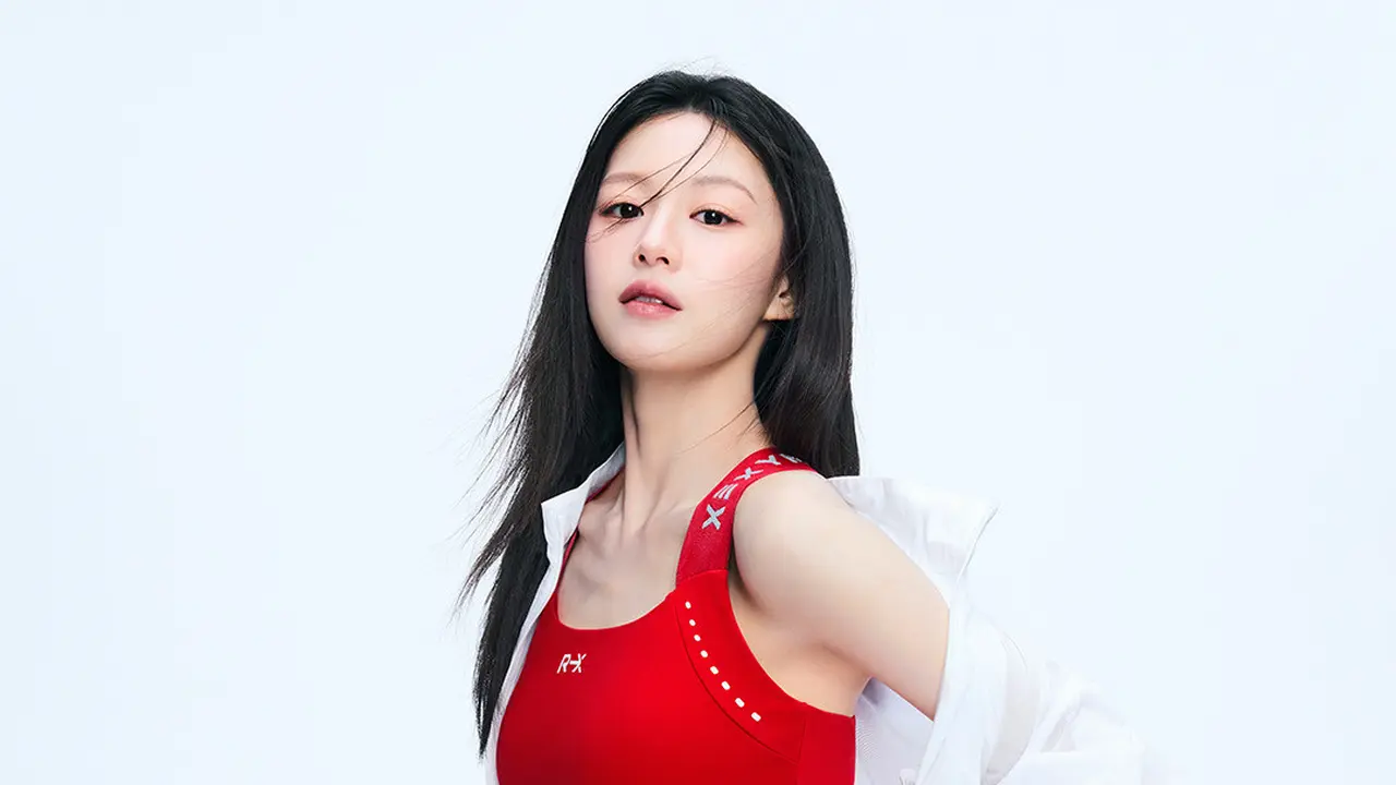 Sportwear Favorit Go Youn Jung Kini Hadir di Indonesia, Intip Koleksinya