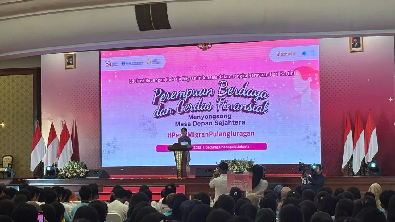 Otoritas Jasa Keuangan (OJK) menyelenggarakan Edukasi Keuangan bagi Pekerja Migran Indonesia (PMI) dalam rangka memperingati Hari Kartini Tahun 2025. (Foto: Liputan6.com/Tira Santia)