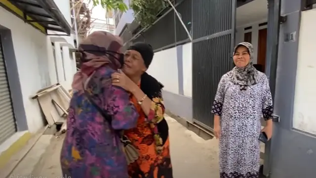 6 Momen Sule dan Nathalie Holscher Ziarah ke Makam Lina, Penuh Haru