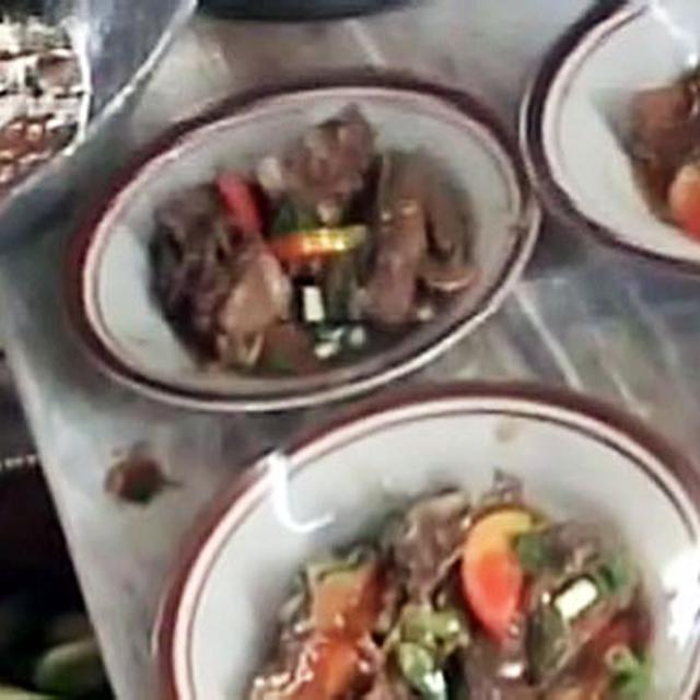 Download Gambar Masakan Bebek Tongseng - Gambar Makanan