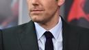 Tentu saja, pada saat itu Ben Affleck menjadi santapan lezat untuk kamera paparazi mengabadikan foto dirinya yang lupa mengancingi celana nya. (AFP/Bintang.com)