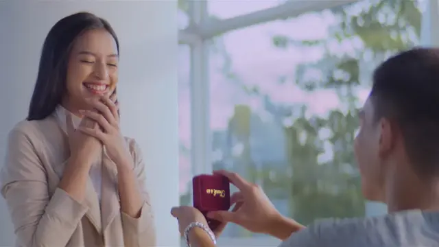 Salah Satu Selebrasi Momen Berharga dalam Hidup di Video Campaign Frank & co.