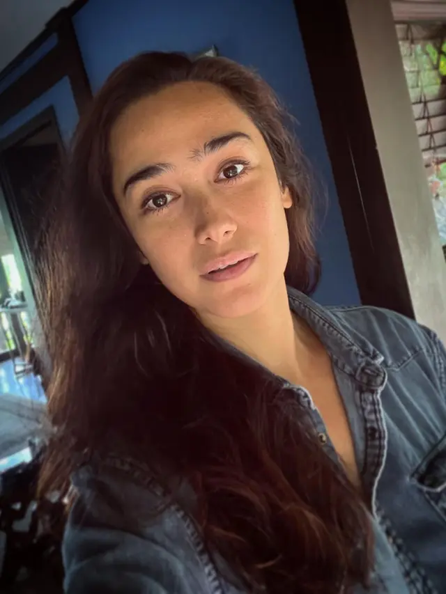 Potret Alexandra Gottardo Tanpa Makeup, Tetap Memesona