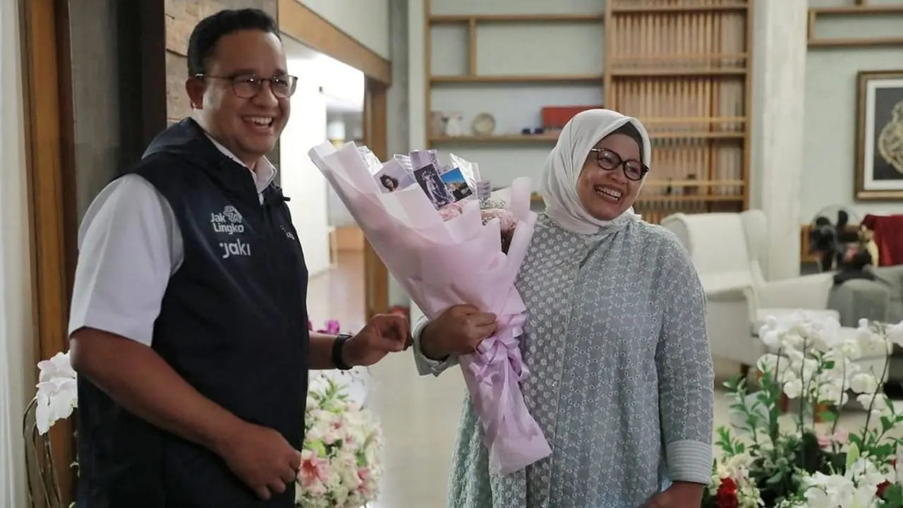 Momen Hangat Anies Baswedan Bersama Keluarga Saat Rayakan Ultah Istri