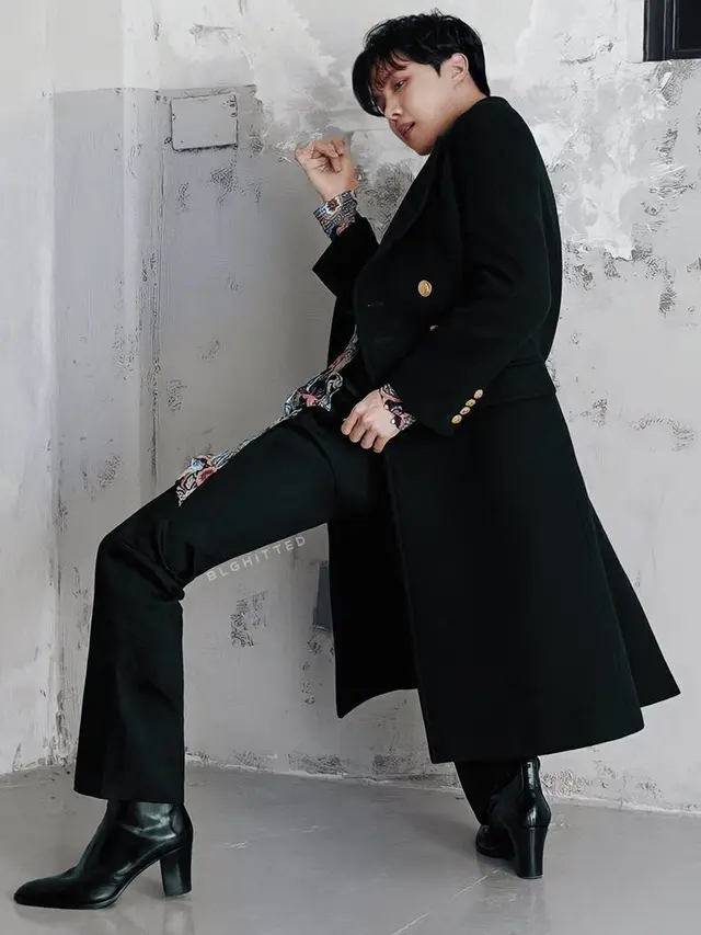 J-Hope BTS/dok. Esquire