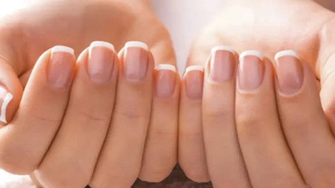 3 Bahan Alami Ini Bisa Buat Kuku Bersih Mengkilap