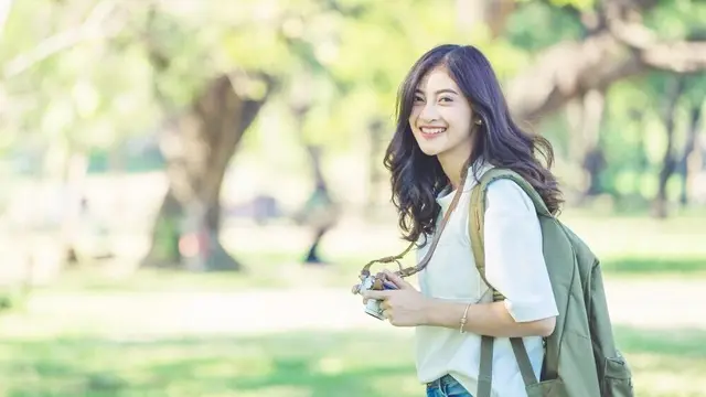 Bye lepek! Ini rahasia rambut Instagram ready selama traveling