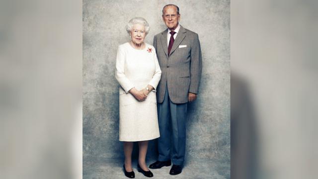 Foto Ulang Tahun Pernikahan ke-70 Ratu Elizabeth II dan Pangeran Philip (AP/Matt Holyoak)