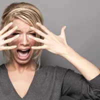 Beberapa zodiak ini terkenal banget dramanya. (Sumber foto: nypost.com)