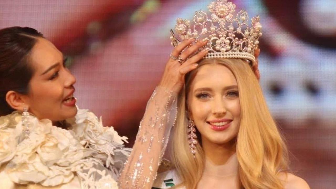 8 Pesona Jasmin Selberg, Pemenang Miss International 2022 yang Parasnya Dipuji bak Boneka Barbie