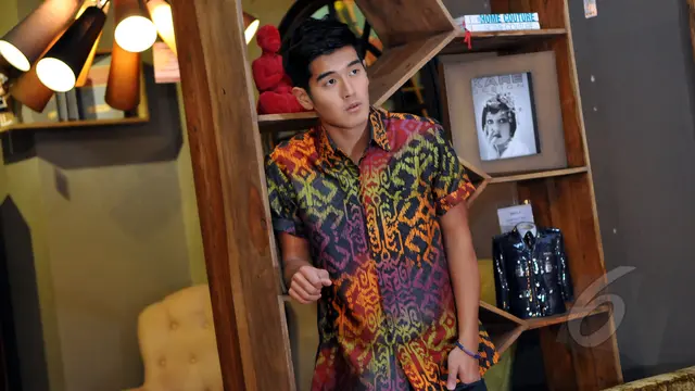 Kenalan dengan Nathan Hartono, Penyanyi Tampan Bak Idol Kpop
