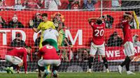 Manchester United ketika bermain imbang versus Leeds United pada lanjutan pertandingan Liga Inggris 2022/2023. (IAN HODGSON / AFP)