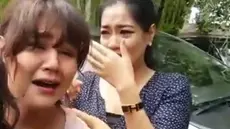 Dalam sebuah video yang diunggah Dian Sastro di instagram, tampak suasana haru di hari terakhir syuting AADC 2 pada November 2015 lalu.