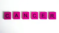 Ilustrasi alfabet yang menunjukkan kata kanker. Credit: pexels.com by Anna Tarazevich