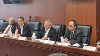 Menteri PUPR Basuki Hadimuljono bertemu Menteri Pertanahan, Infrastruktur, Transport dan Pariwisata (MLITT) Jepang Tetsuo Saito pada Kamis, (26/09/2024). (Dok Kementerian PUPR)
