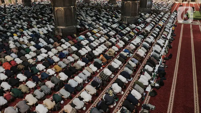 Malam 25 Ramadan, Ribuan Jamaah Khusyuk Menjemput Lailatul Qadar di Masjid Istiqlal