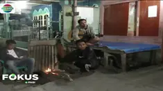 Warga kini masih ketakutan kendati wilayah mereka termasuk zona aman sesuai ketetapan Pusat Vulkanologi Mitigasi Bencana Geologi (PVMBG).