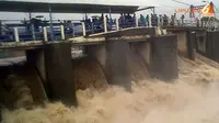 Bendungan Katulampa Siaga III, Banjir Tiba di Jakarta Sore