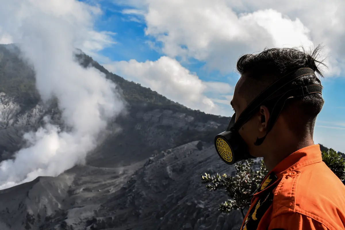 Suasana Gunung Tangkuban Perahu Sehari Setelah Erupsi