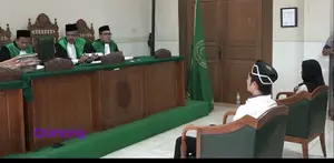 Pernikahan Cinta Penelope dan Donny terancam berakhir hanya seumur jagung. Seperti apa Cinta memaknai drama dan kemelut rumah tangganya?