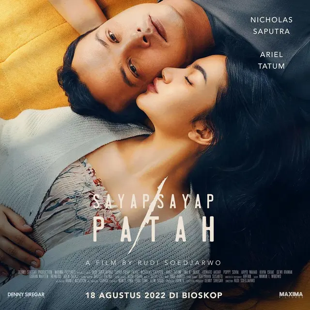 Poster film Sayap Sayap Patah (https://www.instagram.com/p/CfJSoNFPCfM/)