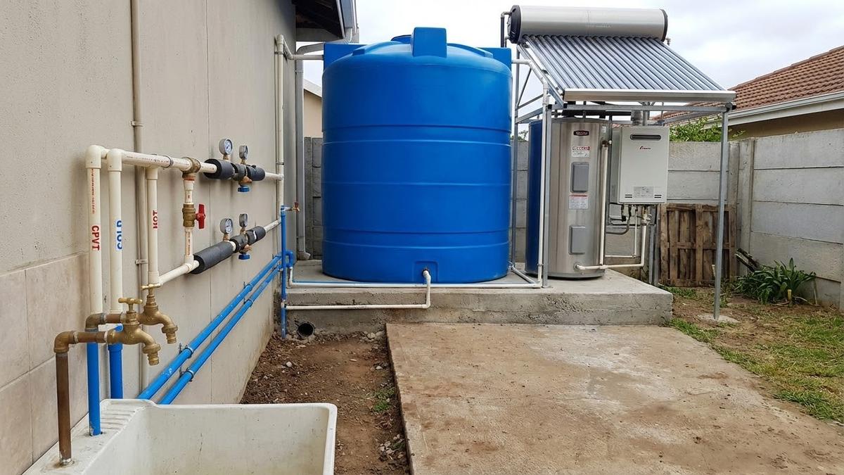 Risiko Toren Air Tanpa Rangka dan Solusi Jika Tidak Mau Pasang di Atas