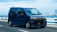 Suzuki Wagon R Custom Z menjadi model di antara Wagon R dan Wagon R Stingray. (suzuki.co.jp)