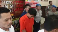 Polisi membekuk pria pembunuh perempuan di apartemen di Kebagusan, Jakarta Selatan. (Merdeka.com/ Ronald)
