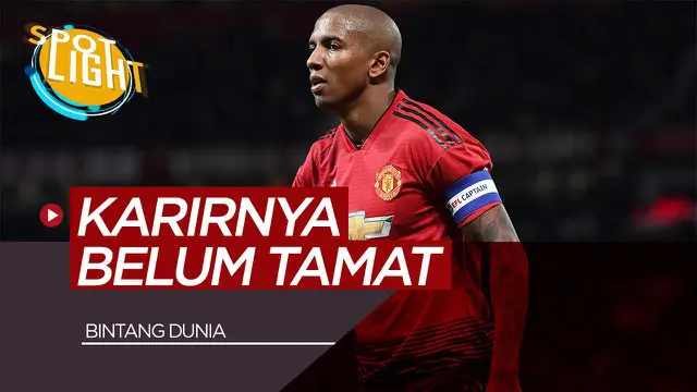VIDEO: Selain Ashley Young, 4 Pesepak Bola Ini Buktikan Kariernya Belum Tamat