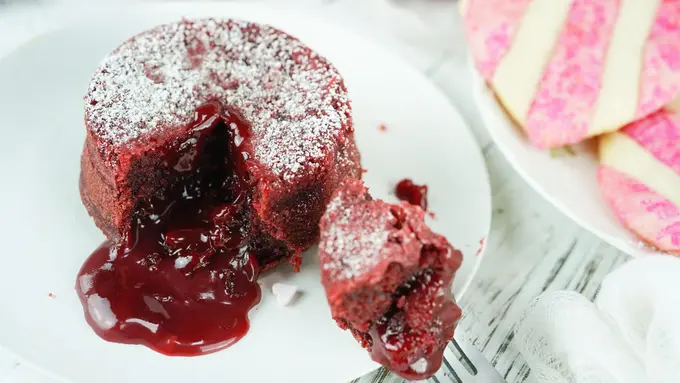 molten lava cake red velvet