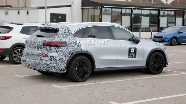 Mercedes-AMG GLC EQ 2027